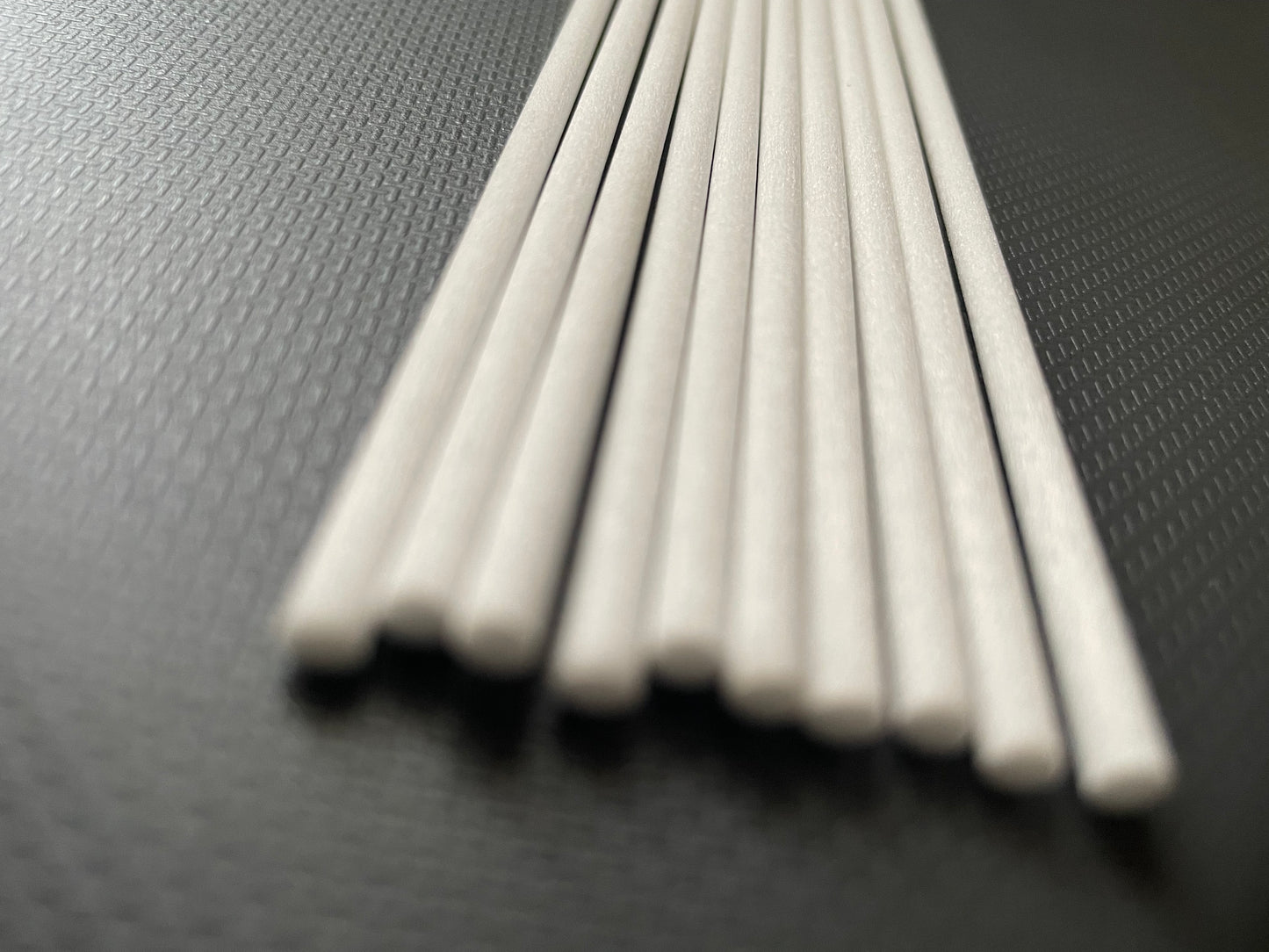 White Fibre Reed Sticks